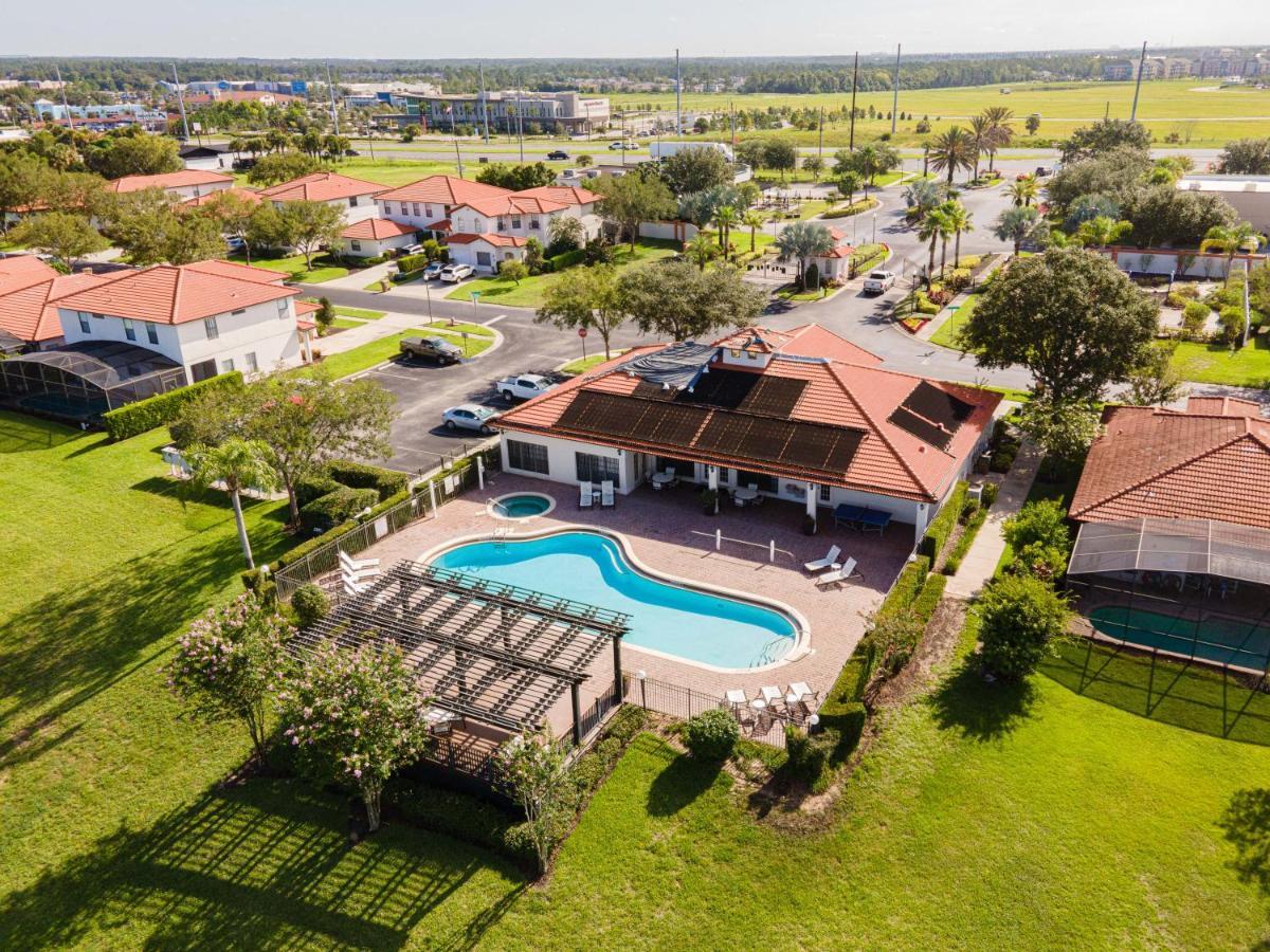 Affordable 4 Bedroom Luxury Villa Near Disney/Private Pool/Arcade/Game Room Orlando Exteriör bild